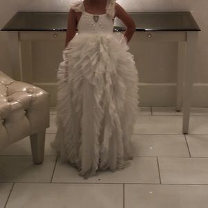 Flower girl dress size 7.
